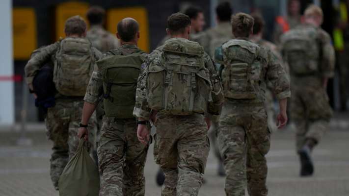 مصادر الدفاع البريطانية لـ"ميرور": 600 عسكري مستعدون للانتقال إلى أوكرانيا خلال 36 ساعة
