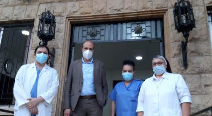 وزير الصحة تسلم هبة ادوية من نظيرته المصرية وتفقد دار الرعاية المارونية