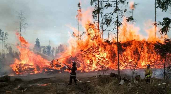 بوتين: وضع حرائق الغابات في روسيا "صعب" وسط موجة حر