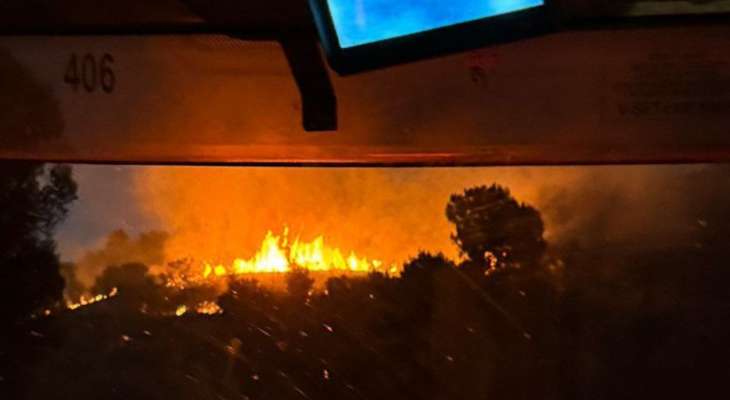 وسائل إعلام إسرائيلية: حريق في غابة بيريا عقب القصف الصاروخي الأخير من لبنان