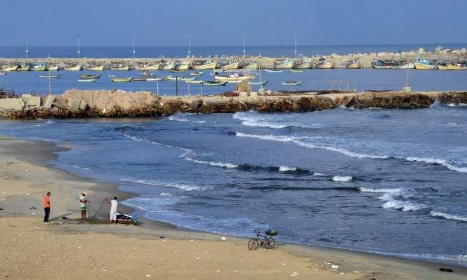 الجيش الإسرائيلي يغلق المجال البحري أمام الصيادين قبالة شواطئ غزة  