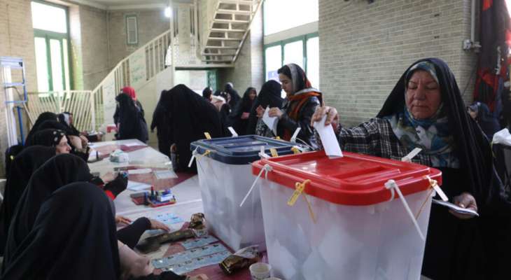 الداخلية الإيرانية: سيتم الإعلان عن النتائج الأولية عند فرز وجمع الأصوات في 25 ألف مركز اقتراع