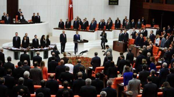 البرلمان التركي يصادق على اتفاق التعاون العسكري مع ليبيا 