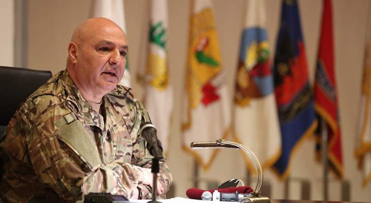قائد الجيش: لن نسمح بأي مسّ بالاستقرار والحديث عن حالات فرار من الجيش ليس صحيحا