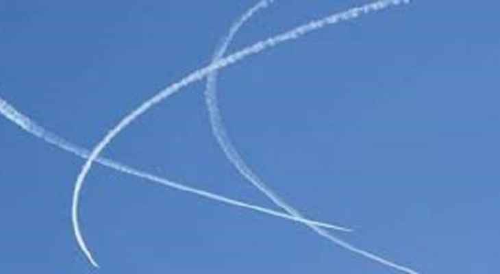 "النشرة": طائرات إسرائيلية تنفذ طيرانًا دائريا مختلفا بين منطقة وآخرى