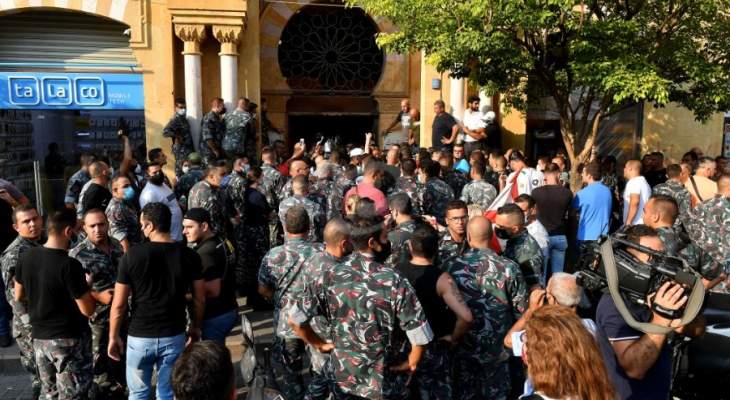 اعتصام لعناصر من فوج إطفاء بيروت للمطالبة بحقوقها المادية والمعنوية
