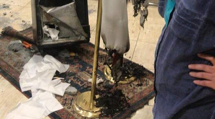 مجهولون أحرقوا مكاتب المنطقة الاقتصادية الخاصة في طرابلس