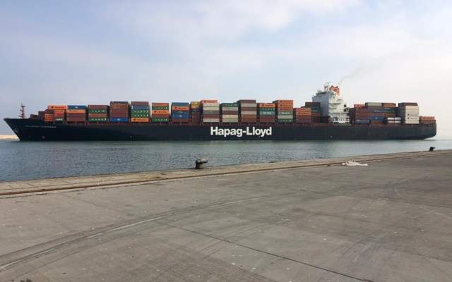 مرفأ طرابلس استقبل أكبر سفينة حاويات منذ إنشائه