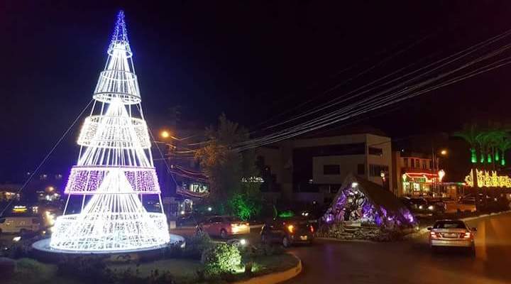 بلدية كوسبا أضاءت زينة الميلاد في حضور رئيس البلدية