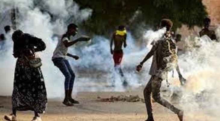 لجنة أطباء السودان: مقتل متظاهريْن وإصابة آخرين باحتجاجات ضد السلطات بالخرطوم