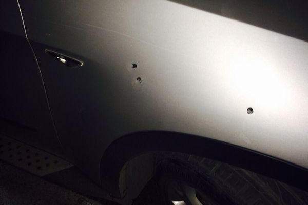 الجيش اطلق النار على سيارة في حي الشراونة في بعلبك كان يقودها علي جعفر