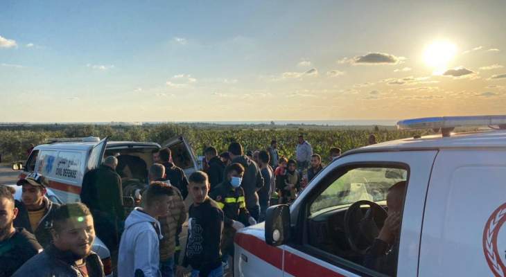 الدفاع المدني: جريحان جراء حادث مروري على اوتوستراد صيدا صور