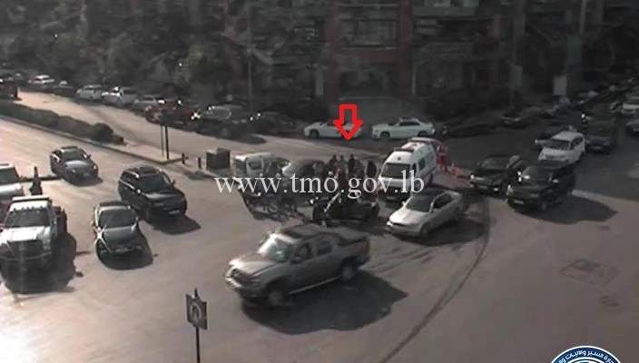 جريح نتيجة تصادم بين سيارة ودراجة نارية في وسط بيروت عند تقاطع البورش