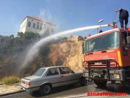 النشرة: السيطرة على حريق اندلع في حرم قلعة صيدا البرية 