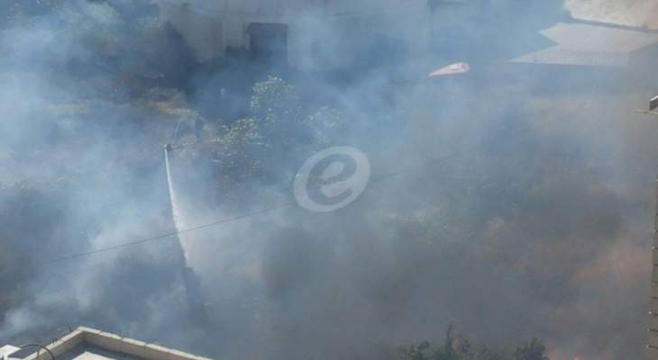 النشرة: اندلاع حريق كبير في المنكوبين بطرابلس بالقرب من مدرسة الايتام