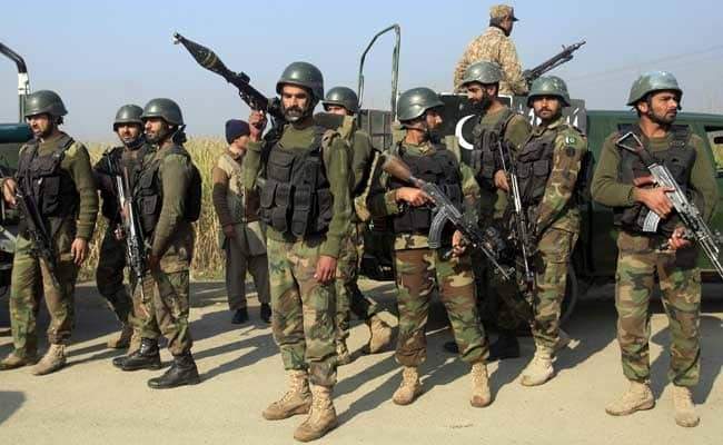 الجيش الباكستاني أعلن انقاذ أربعة جنود إيرانيين من قبضة جماعة مسلحة
