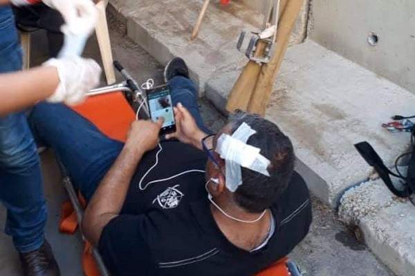 إصابة مصور تلفزيون لبنان روجيه حنا اثناء تغطيته التظاهرات في بيروت  