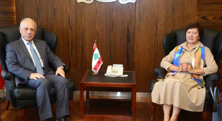 وزير الدفاع التقى فرونتسكا: حدود لبنان مرسّمة منذ 1923 وحقه الطبيعي هو الاستفادة من ثرواته