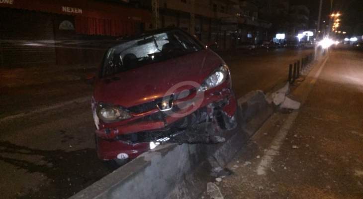 النشرة: اصابة مواطنين اثنين جراء حادث سير على طريق دير الزهراني
