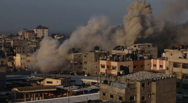 مقتل وإصابة عدد من الفلسطينيين نتيجة قصف إسرائيلي على أحياء مختلفة في غزة