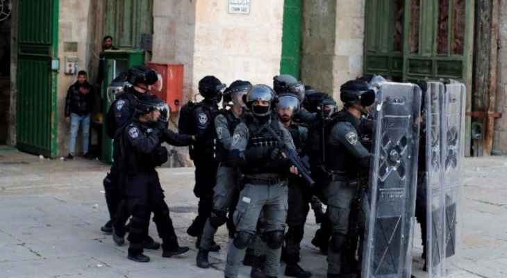 الشرطة الإسرائيلية: فتح تحقيق في ممارسات عناصرنا خلال جنازة شيرين أبو عاقلة في القدس