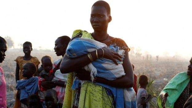 الأمم المتحدة تبدأ بتوزيع المساعدات بعد تفشي المجاعة في جنوب السودان