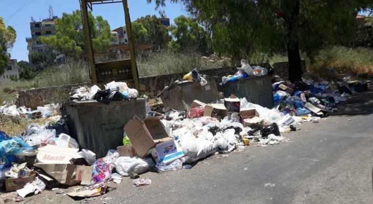 النشرة: النبطية تعاني من أزمة تكدس النفايات بالشوارع بسبب توقف معمل الفرز في الكفور عن العمل