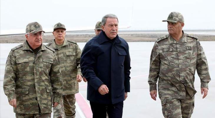 وزير الدفاع التركي تفقد الوحدات العسكرية على الحدود السورية
