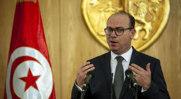 رئيس الحكومة التونسية يعلن إغلاق الحدود الجوية والبرية في البلاد