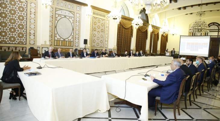 اجتماع تنسيقي برئاسة عكر في السراي الحكومي لمناقشة خطة الاستجابة الوطنية عقب انفجار المرفأ 