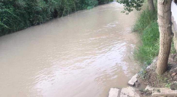 مصلحة الليطاني: نسبة العكر تدنت اليوم بعد ارتفاعها اشغال تنظيف النهر