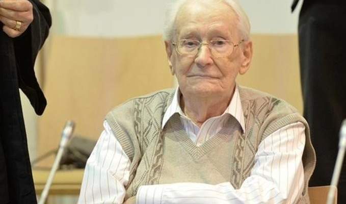 ألمانيا تحاكم آخر &quot;النازيين&quot; البالغ من العمر 93 سنة