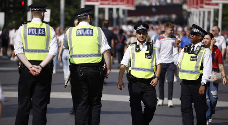 الشرطة البريطانية: طرد مشبوه قرب مقر جونسون تبين انه لا يشكل خطرًا