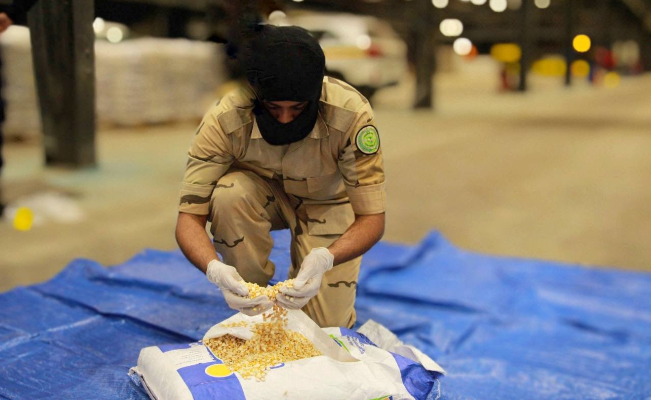 مكافحة المخدرات في السعودية: ضبط مليون و500 ألف قرص "إمفيتامين" مخدّر مهربة إلى البلاد