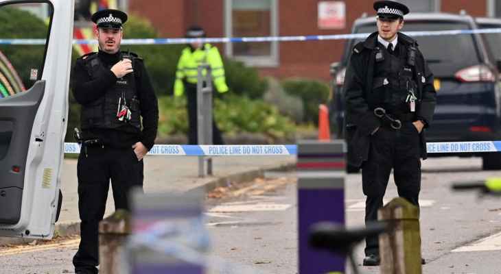 الشرطة البريطانية: نتعامل مع انفجار سيارة أجرة أمام مستشفى في ليفربول على أنه حادث إرهابي