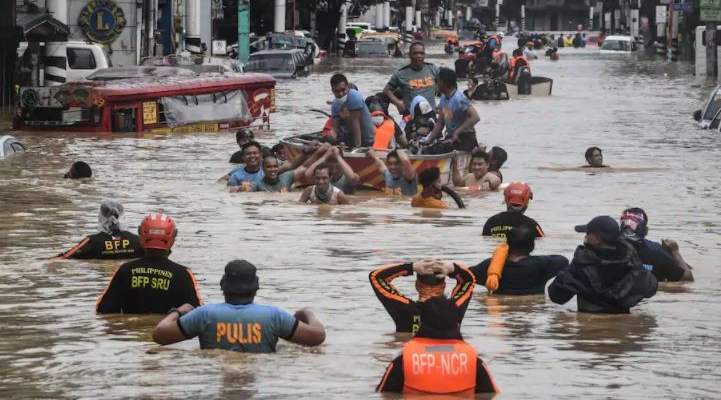 الإعلام الفلبيني: عدد ضحايا إعصار &quot;فيكي&quot; المداري ارتفع إلى 7 أشخاص