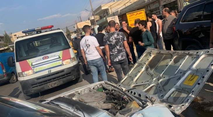 الدفاع المدني: ثلاثة جرحى جراء حادث سير على طريق عام قصرنبا