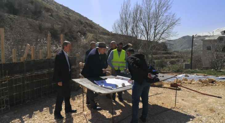 رئيس بلدية زحلة  تفقد مركز تجميع إنتاج الكرز الزحلاوي في وادي العرائش