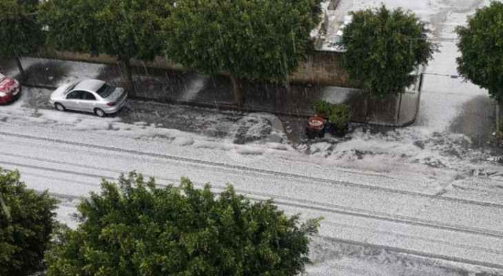 النشرة: الثلوج غمرت شوارع صيدا وساحاتها والعاصفة تسببت بأضرار في مسجد السيدة عائشة