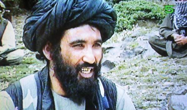 زعيم طالبان الملا منصور أعرب عن شكره للظواهري لمبايعته له