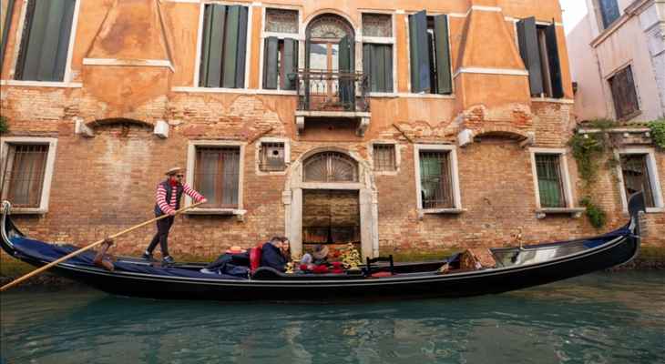 مجلس فينيسيا الإيطالية فرض رسوم دخول على زائري اليوم الواحد لتخفيف حركة السياحة