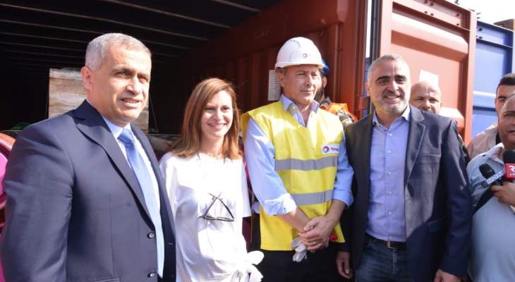 بستاني تشرف على وصول معدات لعمليات حفر أول بئر إستكشافي للنفط: قطاع النفط هو أمل الشعب اللبناني