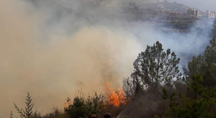 اندلاع حريق في بلدة الإنبر العكارية والدفاع المدني يعمل لإخماده
