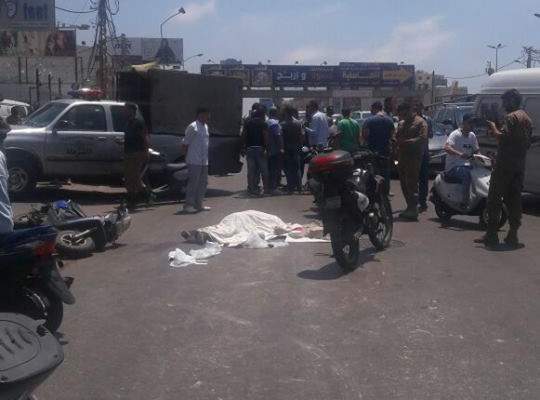 قتيل بحادث صدم على طريق المطار مقابل مسجد الرسول الاعظم