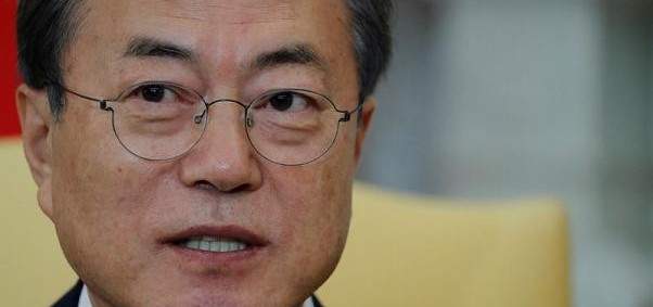 رئيس كوريا الجنوبية يسعى لقمة مع الشمال رغم الجمود بالمفاوضات النووية