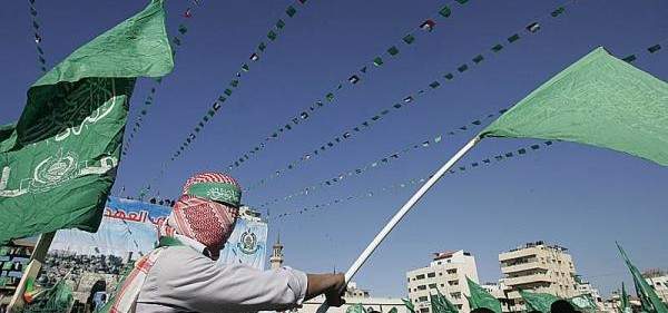 معلومات للحياة: حماس تسلم المعابر إلى السلطة غداً  
