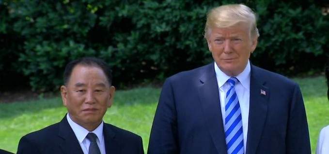 البيت الأبيض: ترامب سيلتقي مساعد الزعيم الكوري الشمالي كيم بونغ شول