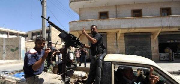 المجموعات المسلحة استهدفت بالقذائف ضاحية حرستا السكنية بريف دمشق  