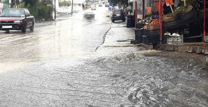 قرى إقليم الخروب غرقت بمياه الأمطار و"مجرور" الجرد في شحيم فاض على الطريق الرئيسية