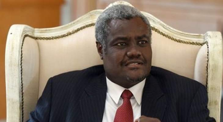 رئيس مفوضية الاتحاد الإفريقي: لتحكيم الدستور لحل الأوضاع الراهنة بزيمبابوي